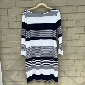 EUC Lillly Pulitzer Size L Blue & White Striped 3/4 Length Sleeve Dress